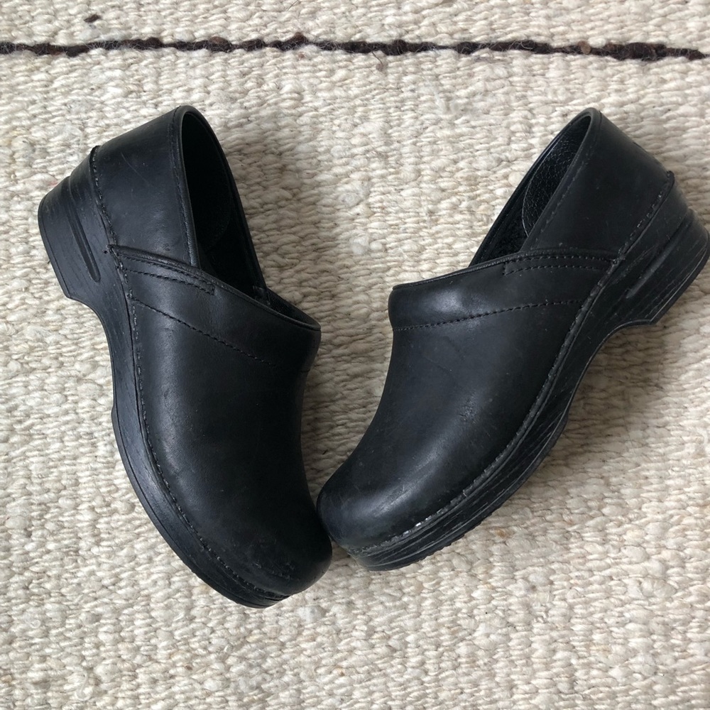 Sanita Pro Cabrio Black Leather Clog 8.5 39